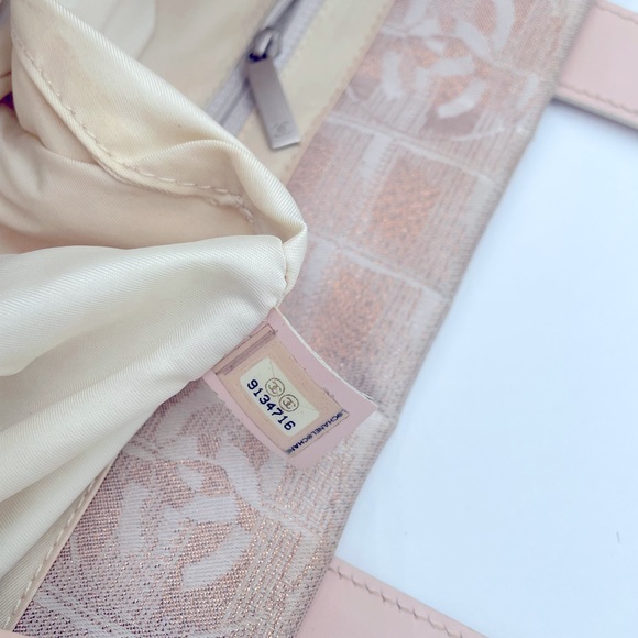 CHANEL Tote New Travel Line Shimmering Pink - Picture 4 of 11